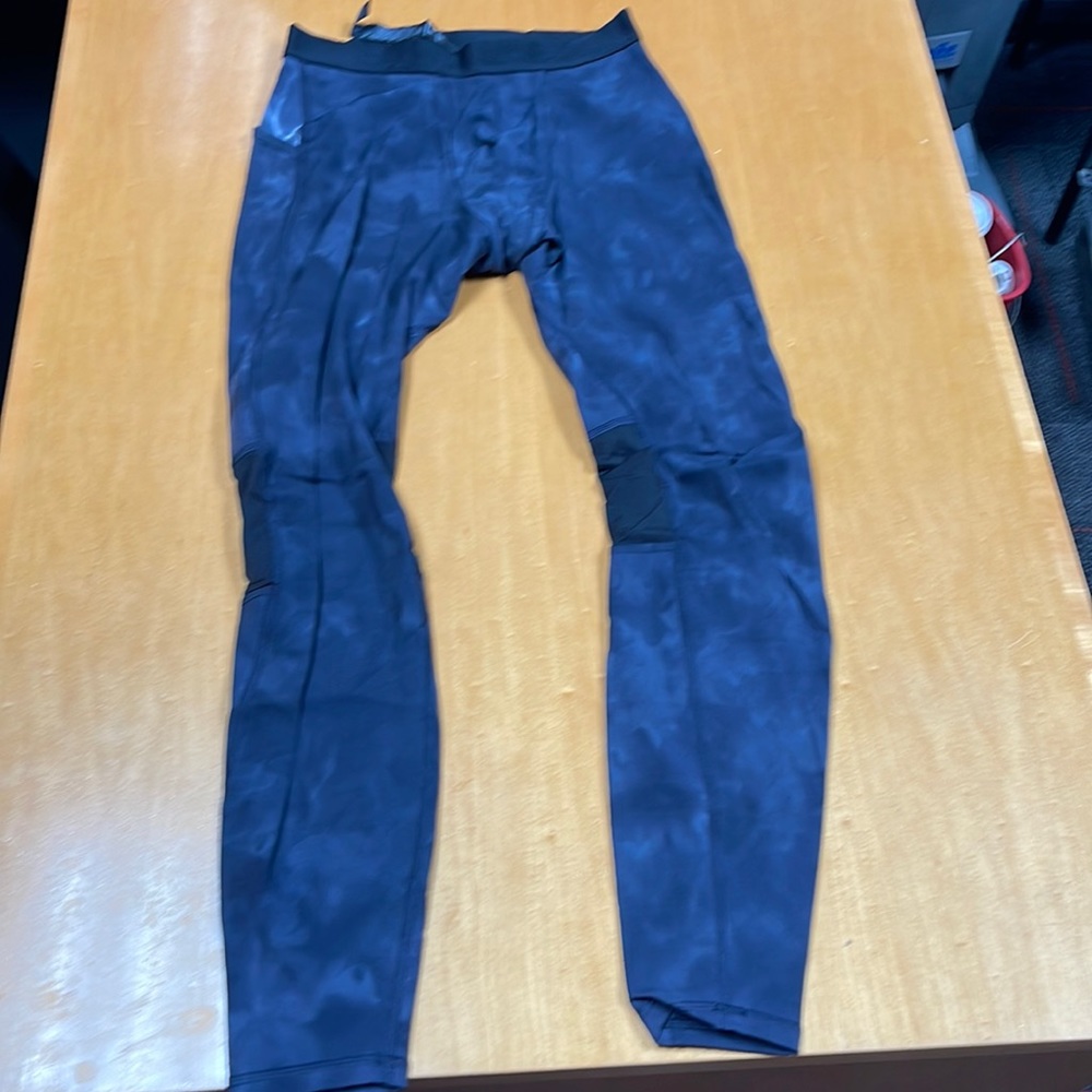 Lululemon Surge running tights